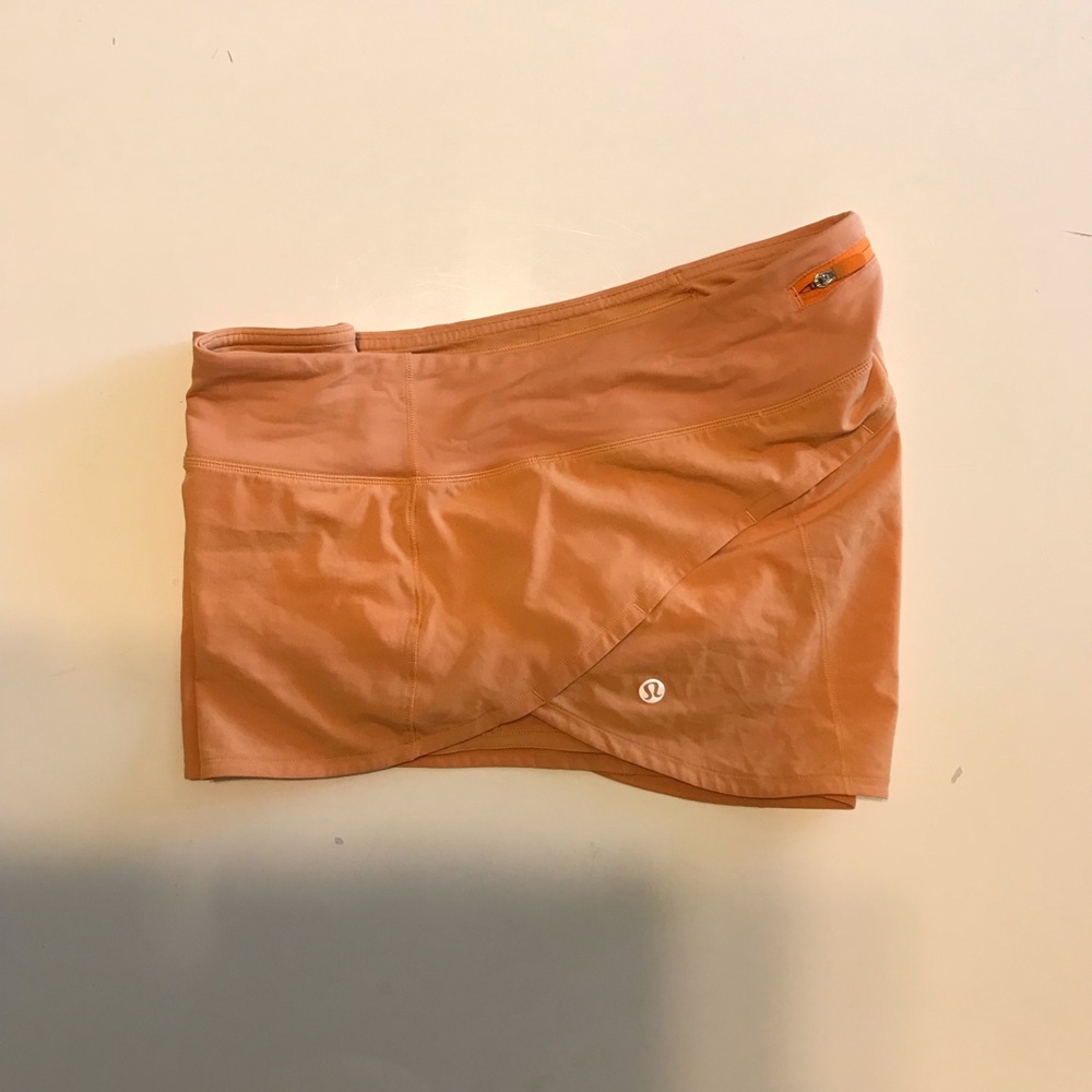 Lululemon speed up short 2.5” gently worn